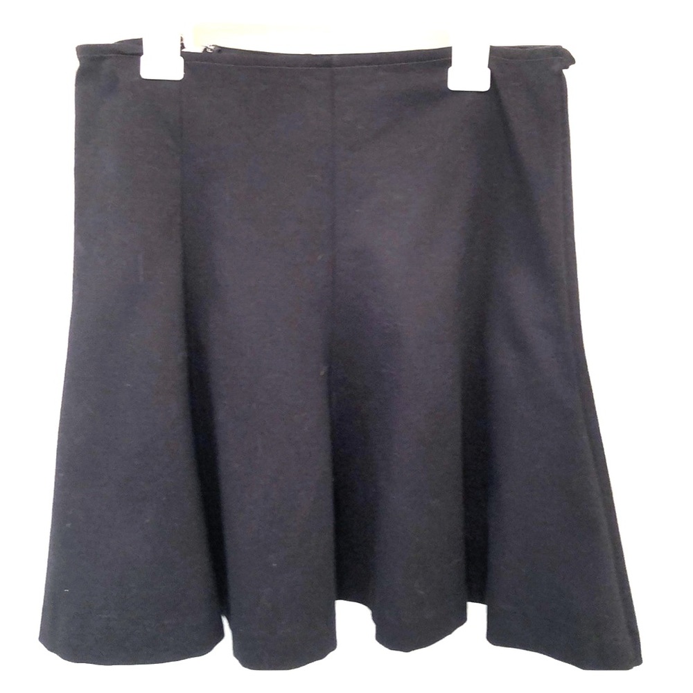 Black skater skirt